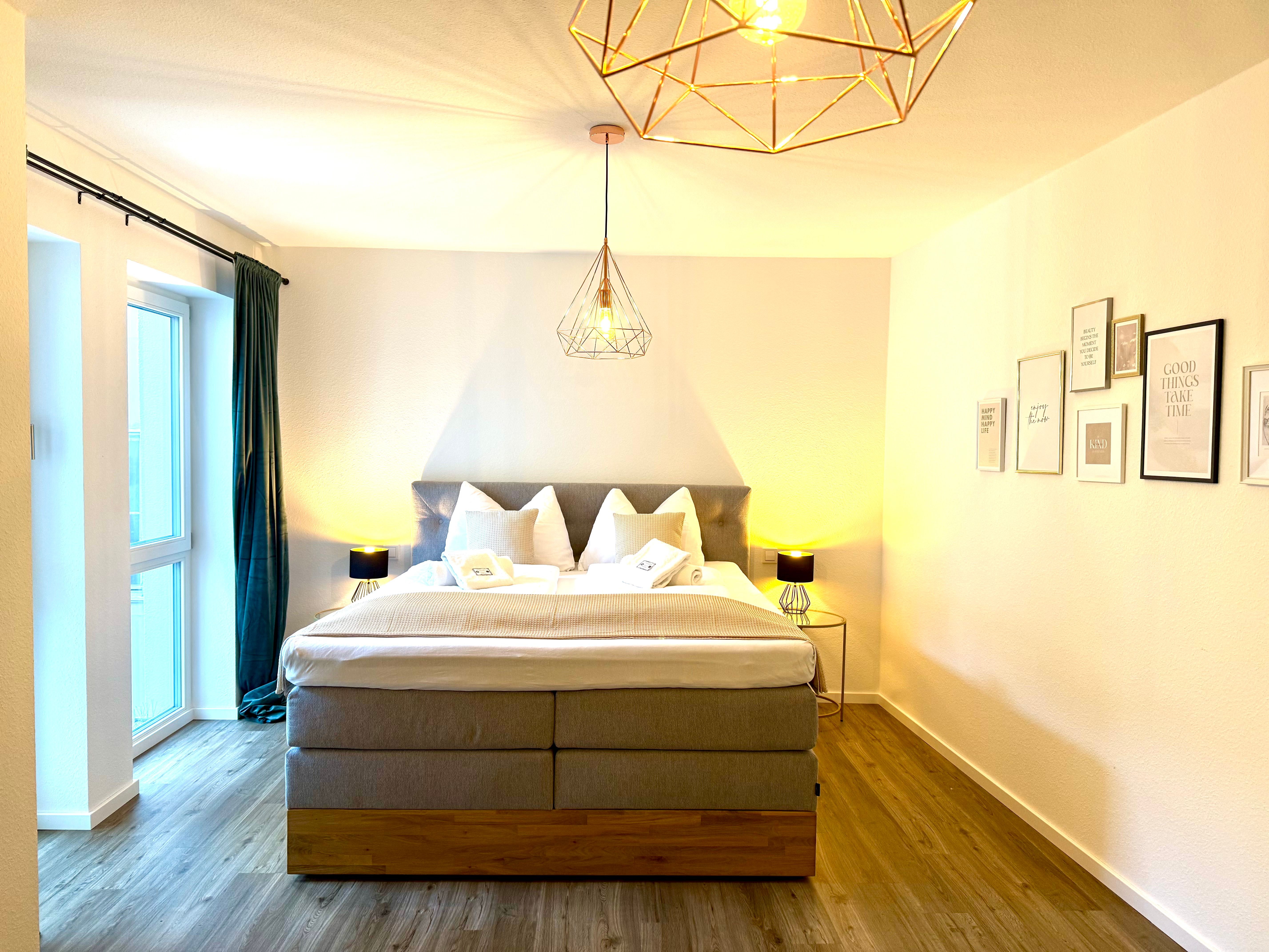 VetterLux Bellevue | Exclusive 4-Room Old Town Apartment Directly At Marienplatz - 8