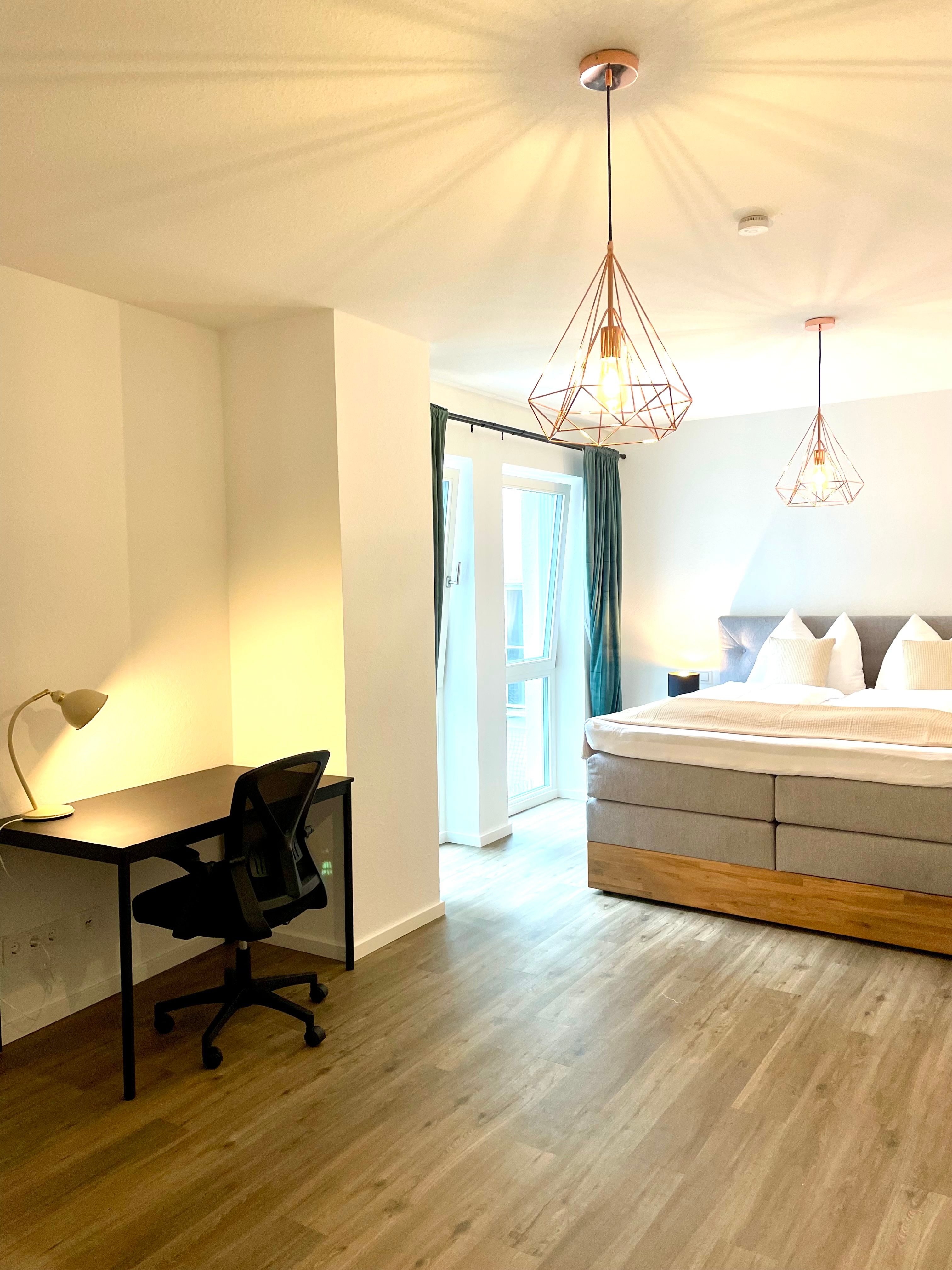 VetterLux Bellevue | Exclusive 4-Room Old Town Apartment Directly At Marienplatz - 9