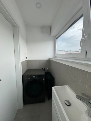 Modern eingerichtete 3,5-Zimmer-Wohnung mit Terrasse in ruhiger Lage von Leonberg