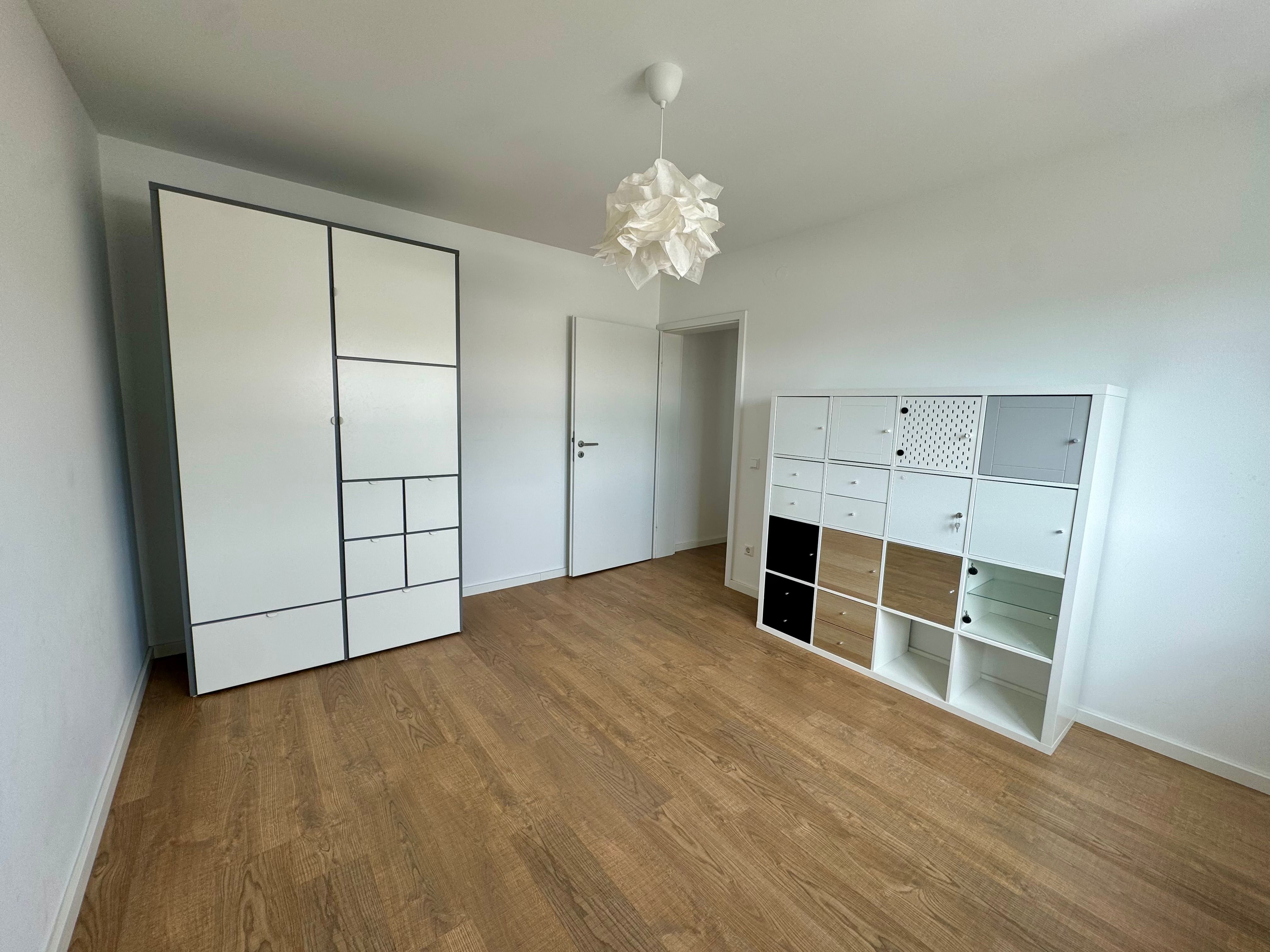 Modern Eingerichtete 3,5-Zimmer-Wohnung Mit Terrasse In Ruhiger Lage Von Leonberg - 6