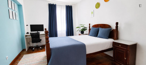 Room 4: Room & Workspace @ Coliving Hub Funchal