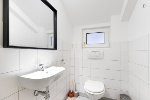 Inviting 1-bedroom flat near the University of Technology - Gallery - 11