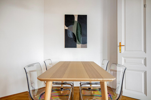 Nice 2-bedroom flat near the University of Economics and Business - Gallery - 11