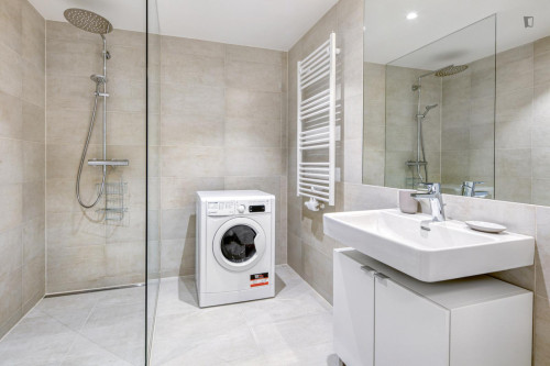 Cozy 1-bedroom flat near the Central European University - Gallery - 11