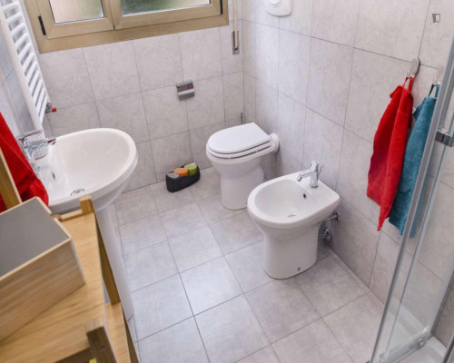 Tasteful single bedroom in the centre of Bologna - Gallery - 11