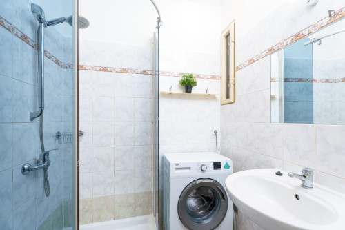 Spacious 2-bedroom apartment in Jezerka