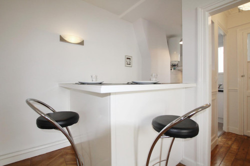 Awesome studio near the Brochant metro - Gallery - 7