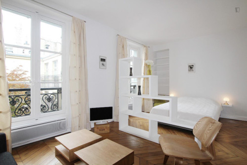Awesome studio near the Brochant metro - Gallery - 13