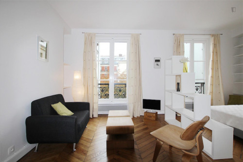 Awesome studio near the Brochant metro - Gallery - 21