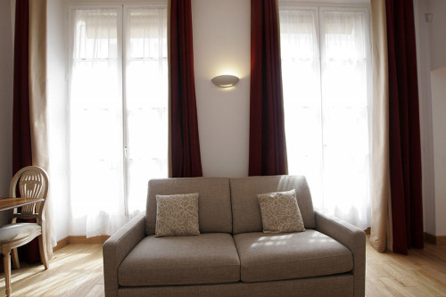 Neat 1-bedroom apartment close to Universite de Paris IV-Sorbonne