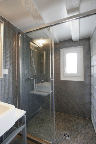 Modern 2-bedroom apartment near Jardins des Tuileries