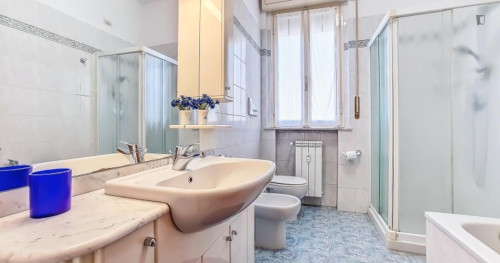 Comfy double bedroom near the University of Bologna - Forlì Campus - Gallery - 10