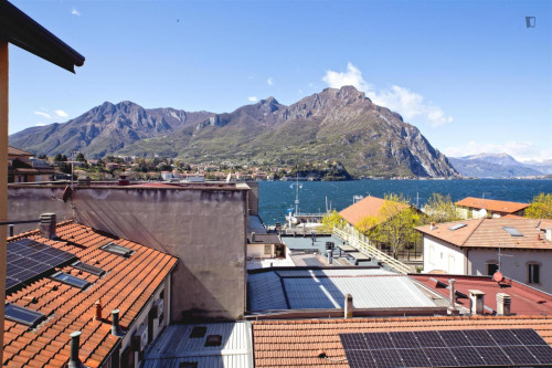 Homely double bedroom in the centre of Lecco - Gallery - 13