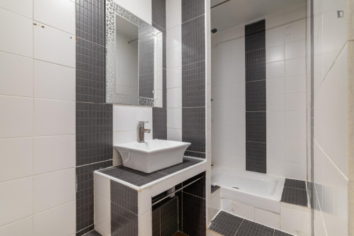 Sublime double bedroom near the Barceloneta metro - Gallery - 10