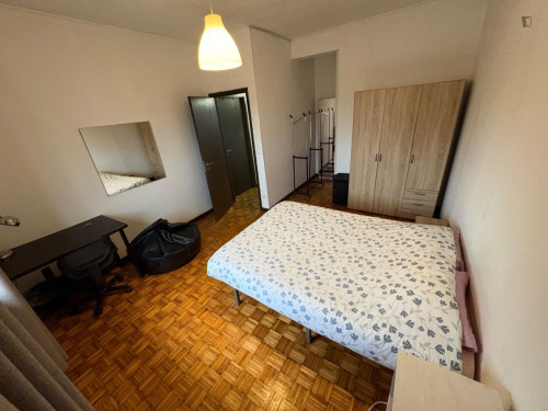 Pleasant bedroom adjacent to the FC Porto Stadium - Gallery - 8