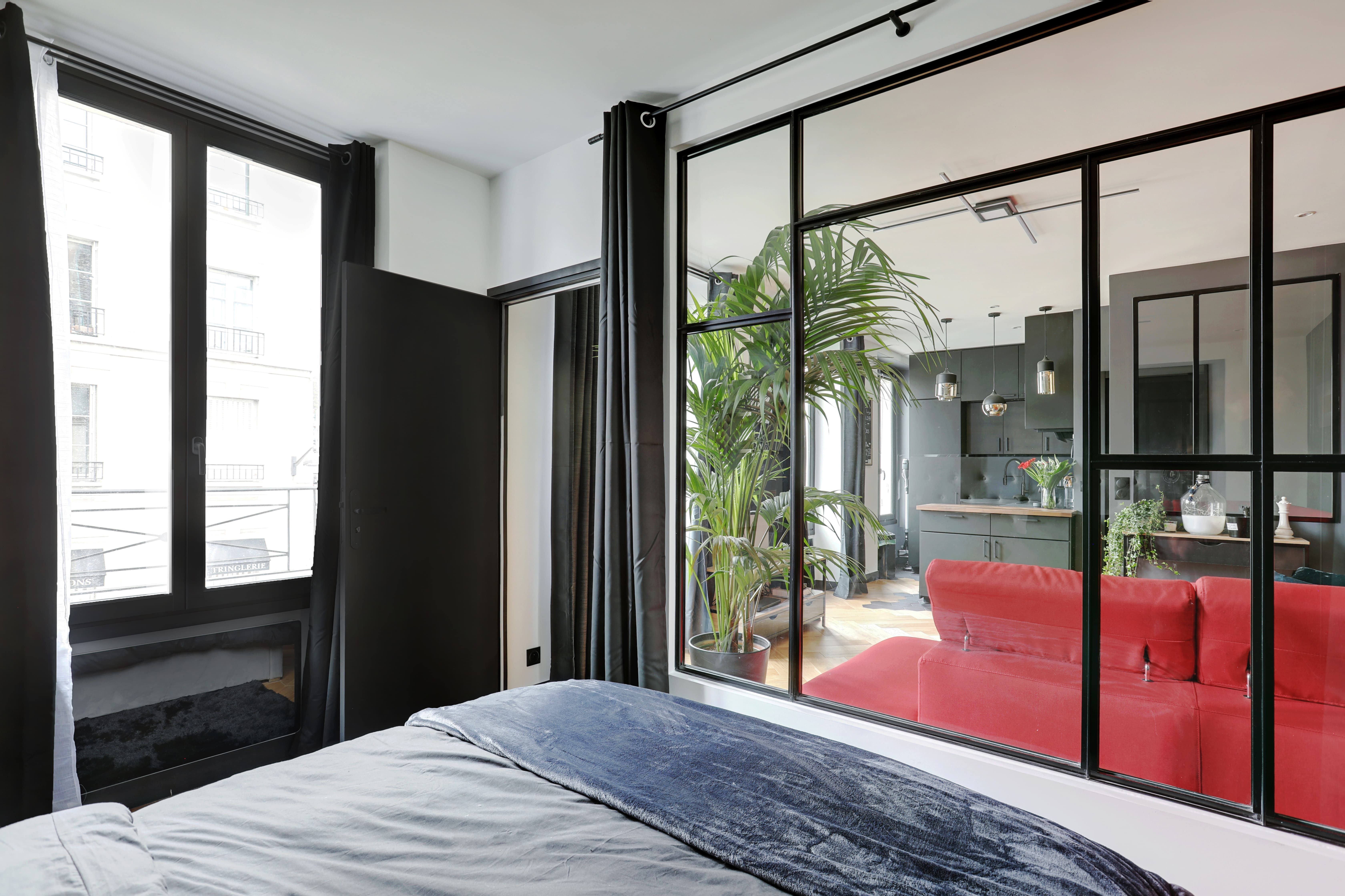 Nice Apartment, Paris Loft Design T2 — Steel Workshop-Style Glass Partition, 36 Sq M Fully Renovated - 2