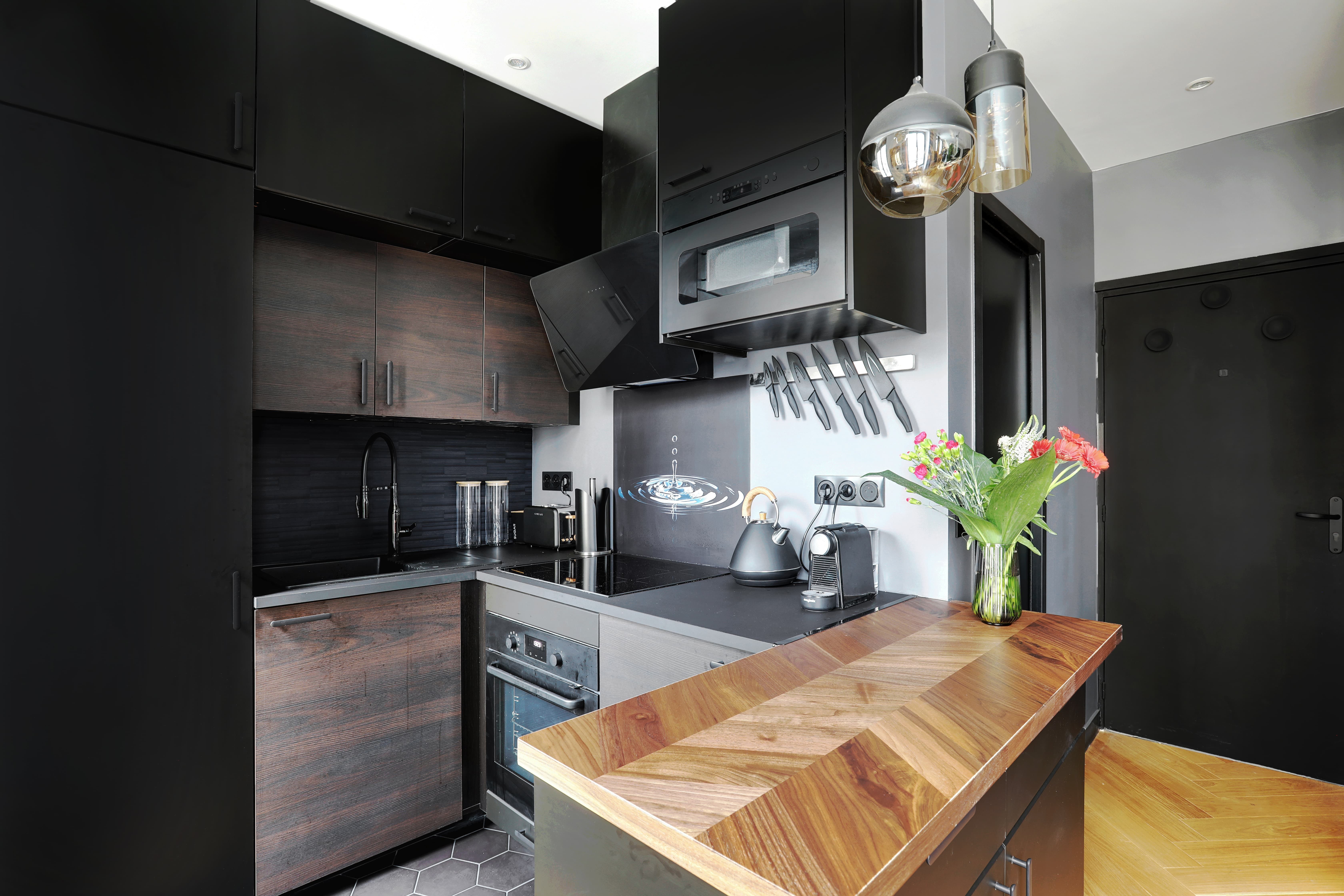 Nice Apartment, Paris Loft Design T2 — Steel Workshop-Style Glass Partition, 36 Sq M Fully Renovated - 6