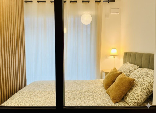 Stylish & Fully Equipped Studio with Sunny Terrace
