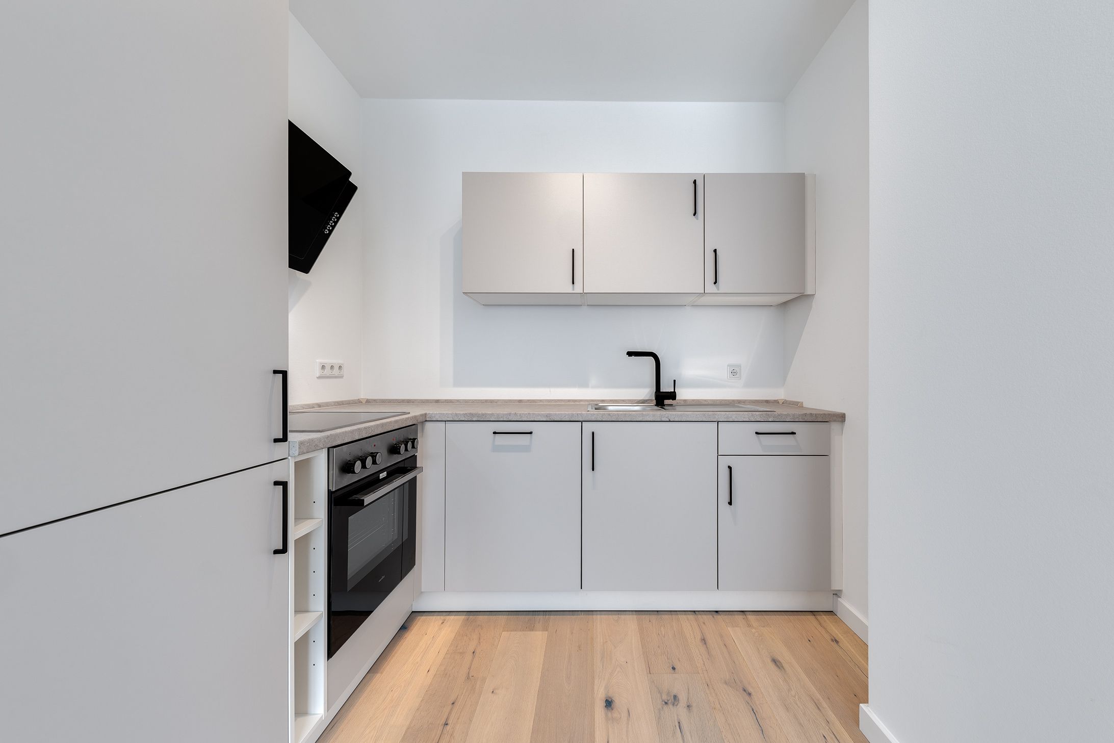 Stylish New Build Apartment In The Lorettoviertel - 4