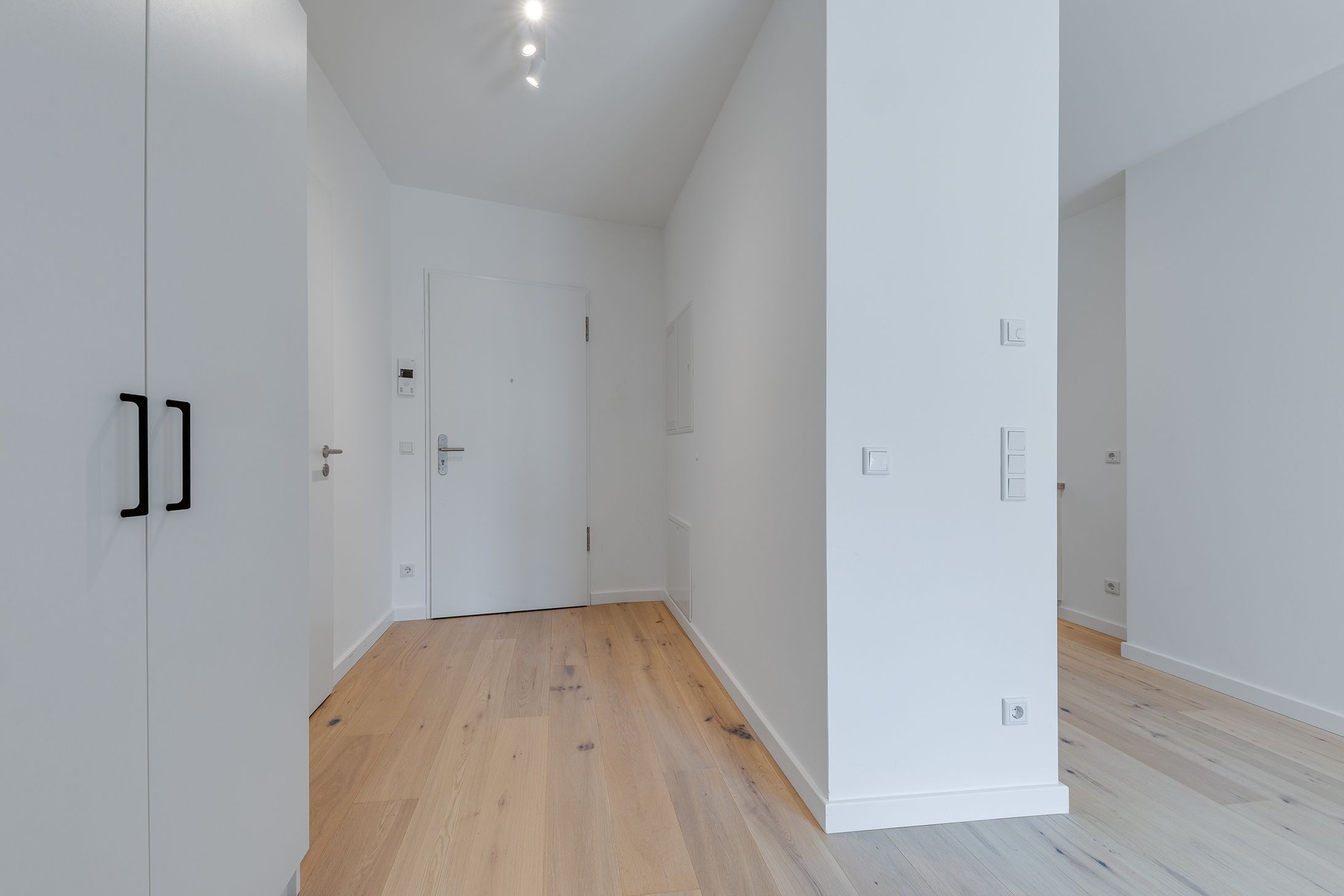 Stylish New Build Apartment In The Lorettoviertel - 1