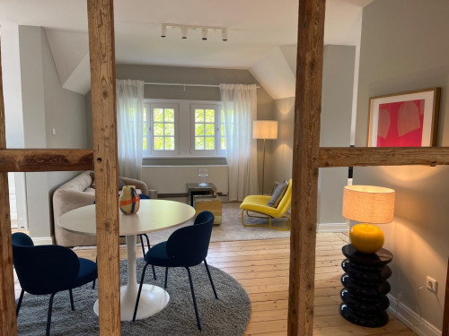 Charming Attic Apartment in Modernized Period Building – Gütersloh Center