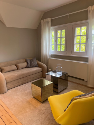 Charming Attic Apartment in Modernized Period Building – Gütersloh Center
