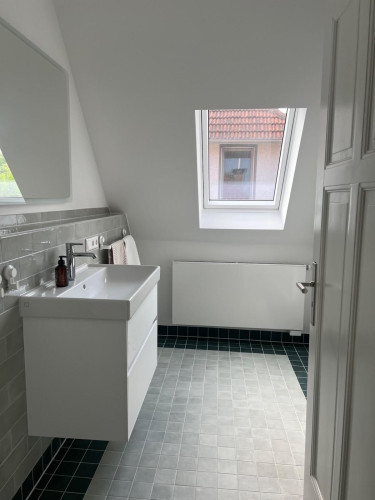 Charming Attic Apartment in Modernized Period Building – Gütersloh Center - Gallery - 9