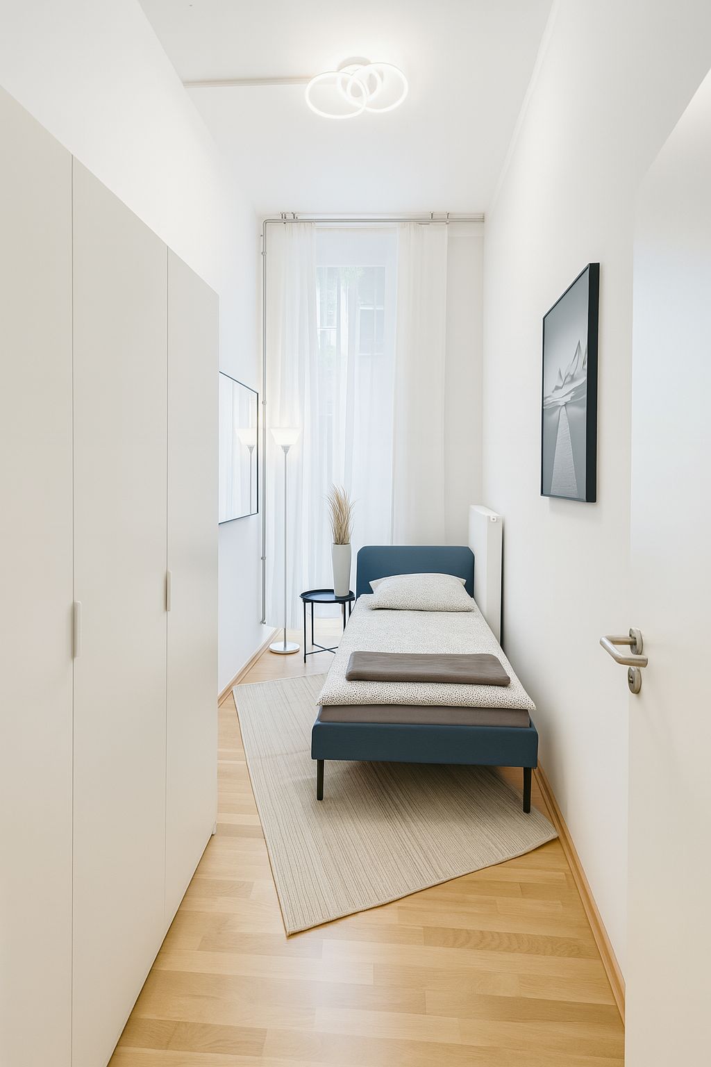 Stilvoll Möblierte 8-Zimmer-Wohnung In Zentraler Lage - Ideal Für Große Teams Oder Wohngemeinschafte - 14