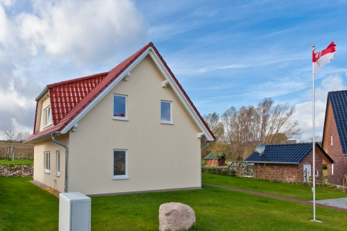 House Münster – Holiday home directly by the Baltic Sea, between Lübeck and Wismar,beach 250 m away, pets allowed on request (ground floor).