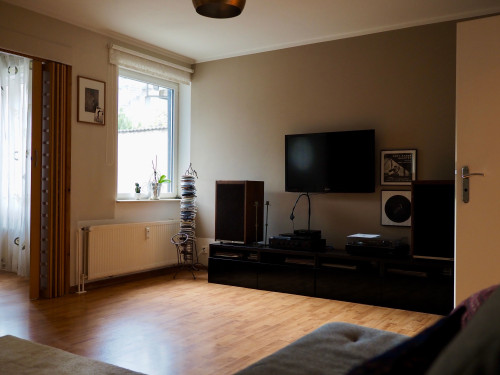 Central & Comfortable. Charming apartment in Düsseldorf - Gallery - 9