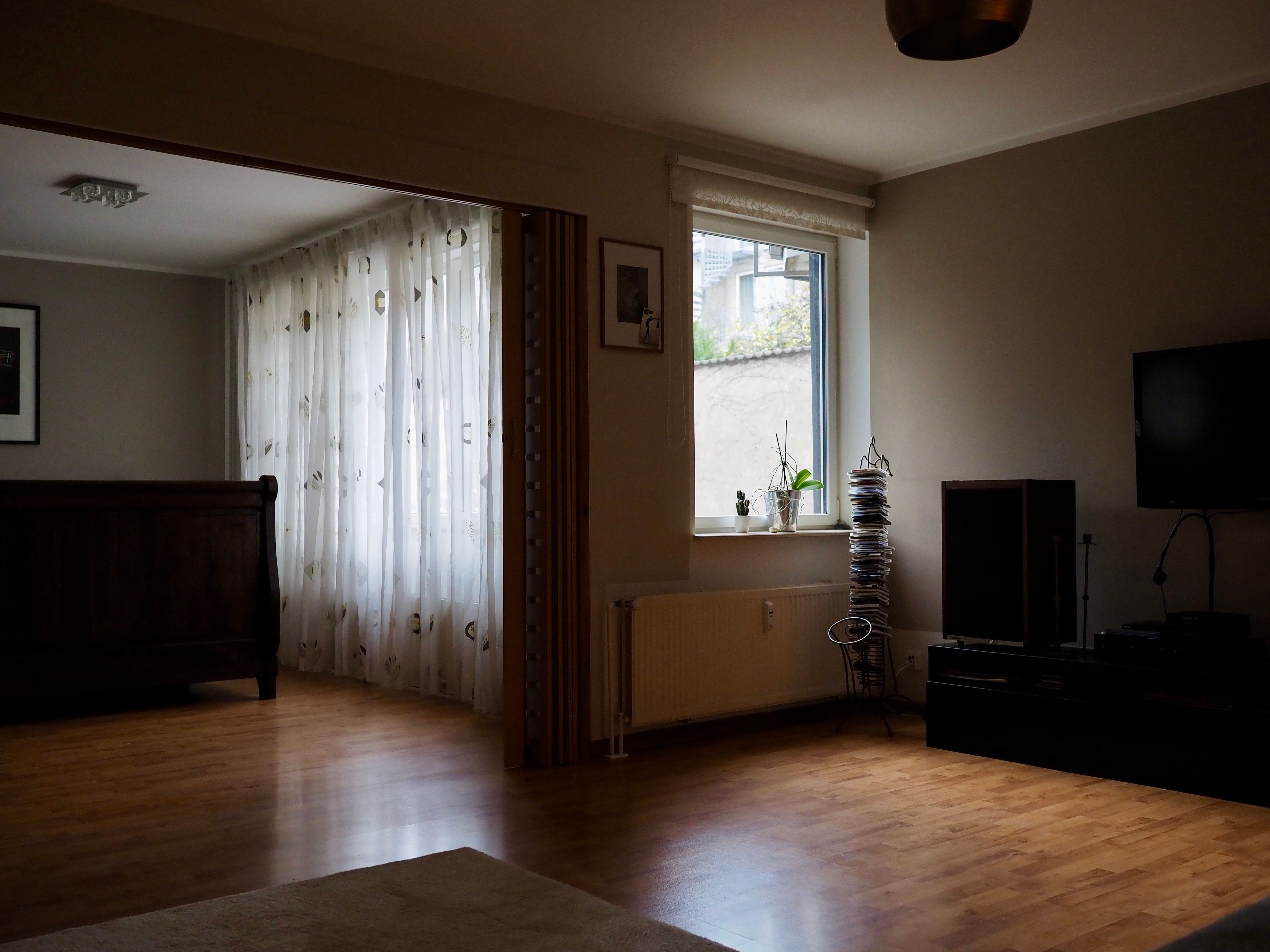 Central & Comfortable. Charming Apartment In Düsseldorf - 11