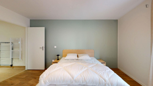 Appealing 1-bedroom flat in Asnières-sur-Seine