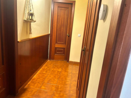 Cozy Double Bedroom close to ETSEA University - Gallery - 7