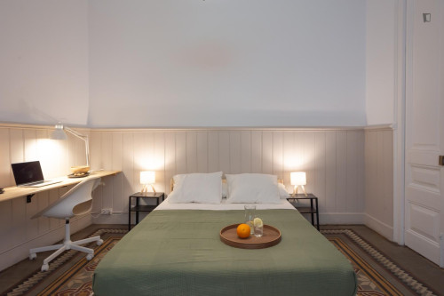 Inviting double bedroom in Barcelona  - Gallery - 20