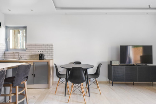 Cozy 2-bedroom flat in Agia Paraskevi - Gallery - 14