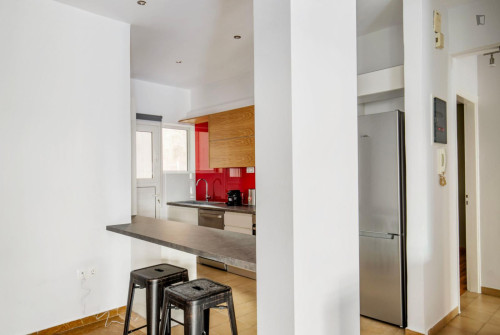 Nice 2-bedroom flat close to the University of Social and Political Sciences - Gallery - 8