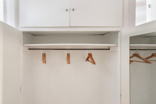 Nice 2-bedroom flat close to the University of Social and Political Sciences - Gallery - 18