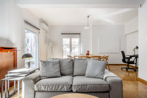 Nice 2-bedroom flat close to the University of Social and Political Sciences - Gallery - 15