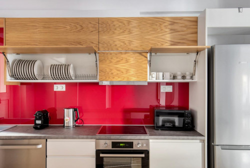 Nice 2-bedroom flat close to the University of Social and Political Sciences - Gallery - 9