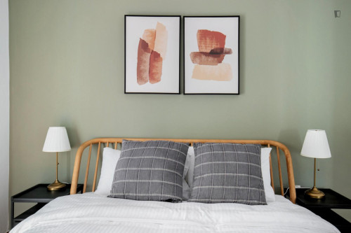 Nice 2-bedroom flat close to the University of Social and Political Sciences - Gallery - 20