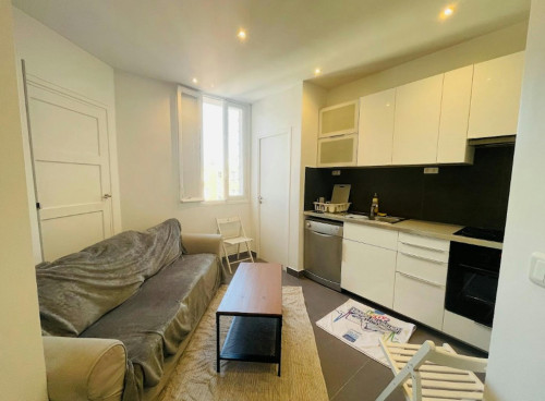 Rue Louis Ulbach, Courbevoie