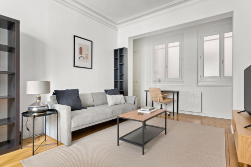 Chic One-Bedroom Apartment in Paris’ Heart - Gallery - 17