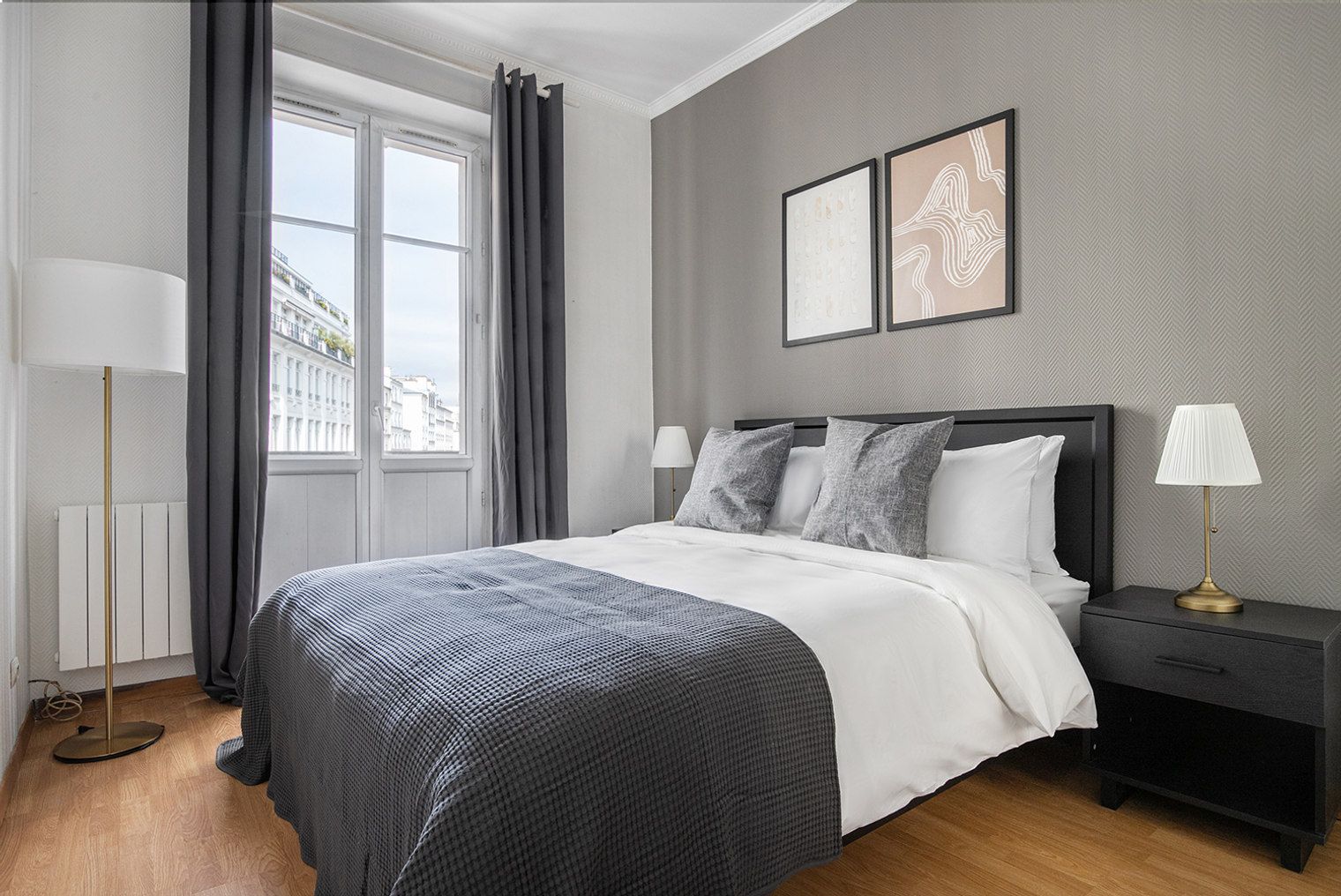 Chic One-Bedroom Apartment With Balcony In Paris - 10