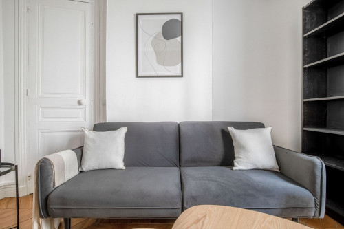 Charming 1-Bedroom Oasis in Heart of Paris - Gallery - 20