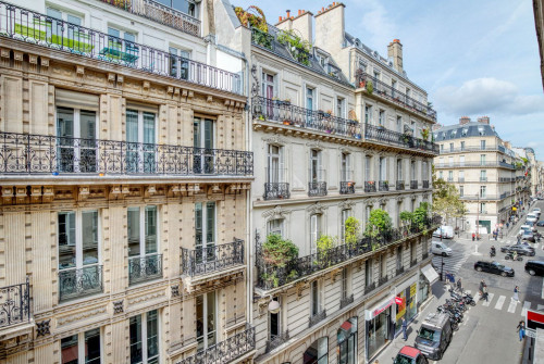 Charming One-Bedroom Getaway in the Heart of Paris - Gallery - 6