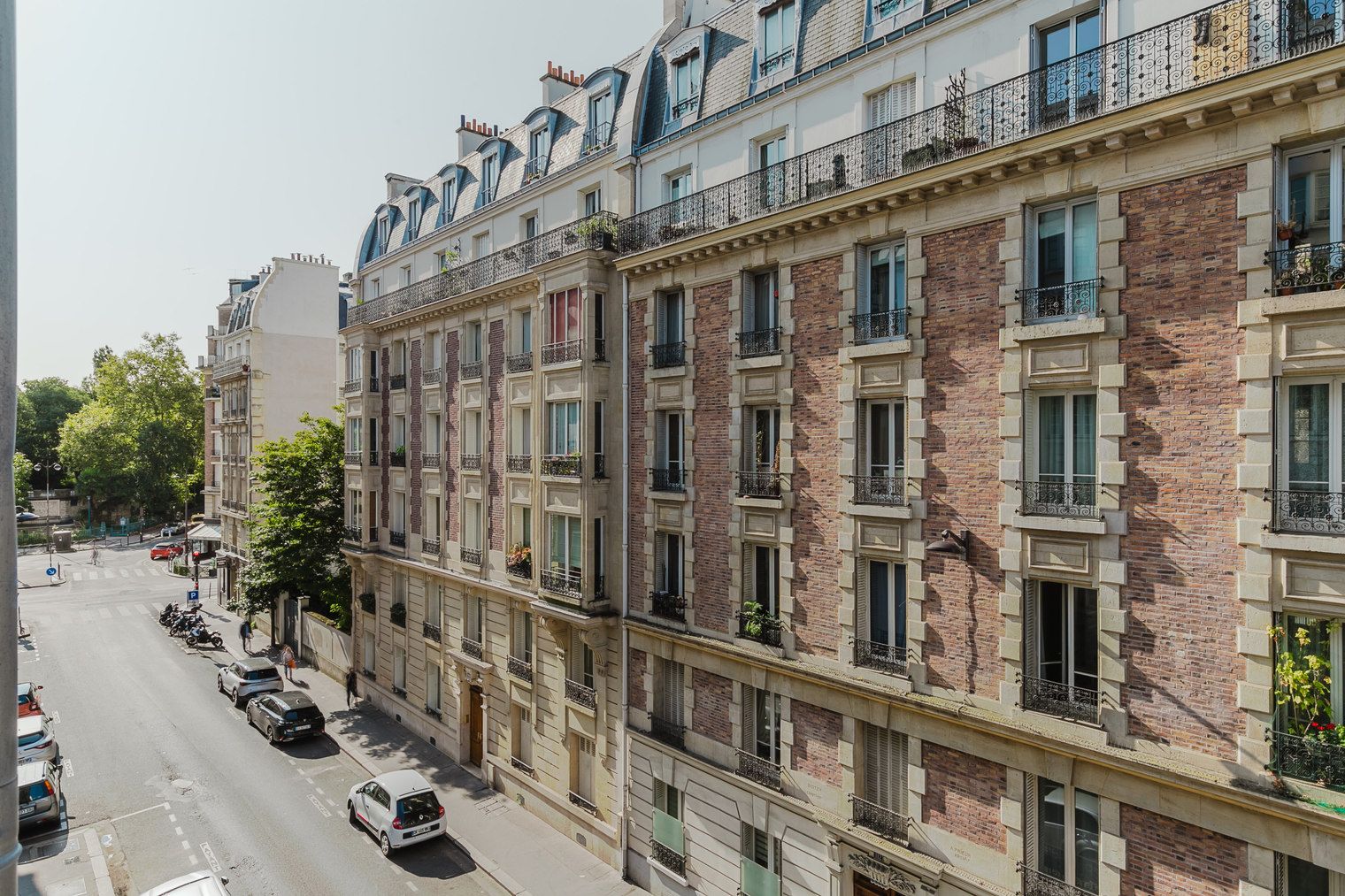 Chic Two-Bedroom Retreat In Heart Of Paris - 6