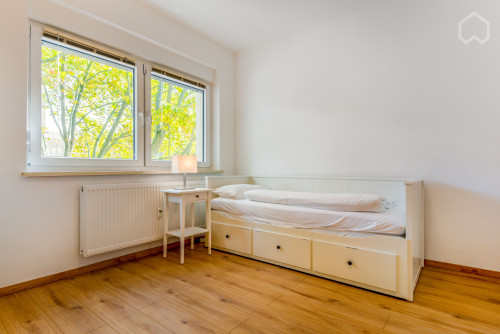 Stylish Apartment in Prime Location near Rhine River & Waldpark - Gallery - 17
