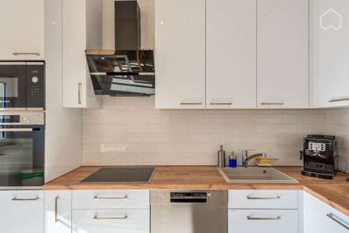 Stylish Apartment in Prime Location near Rhine River & Waldpark