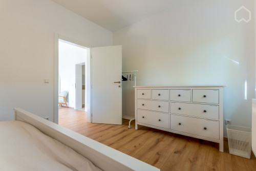 Stylish Apartment in Prime Location near Rhine River & Waldpark - Gallery - 11