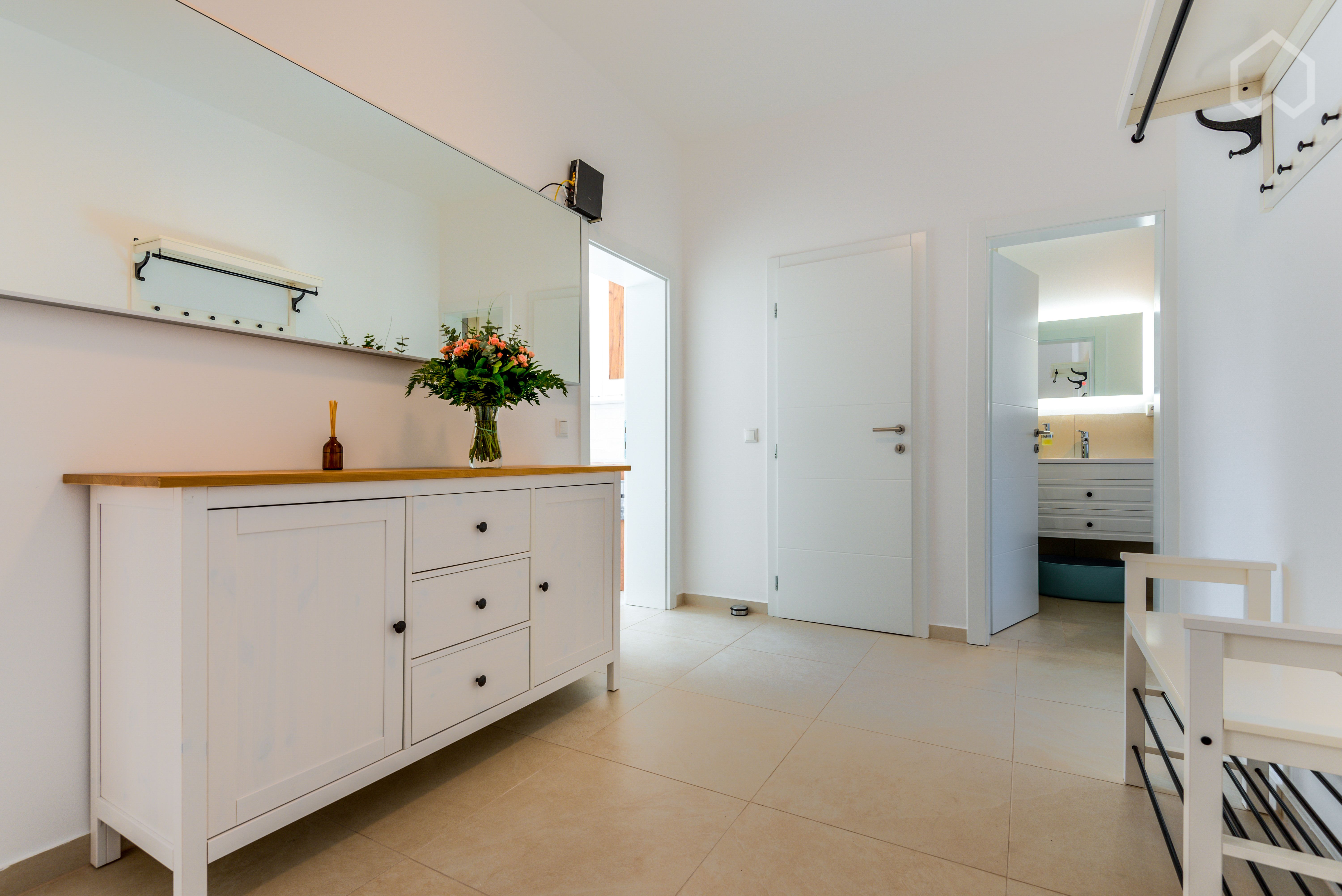 Stylish Apartment In Prime Location Near Rhine River & Waldpark - 6